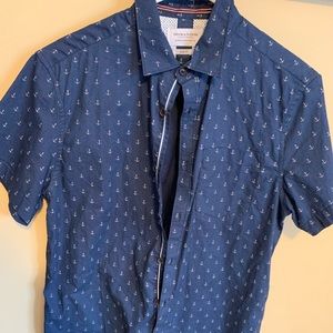 Men’s Denim & Flower Button Down
